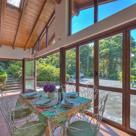 Villa Il Castagno Few Min From Beach - Happy Rentals Castelveccana Εξωτερικό φωτογραφία