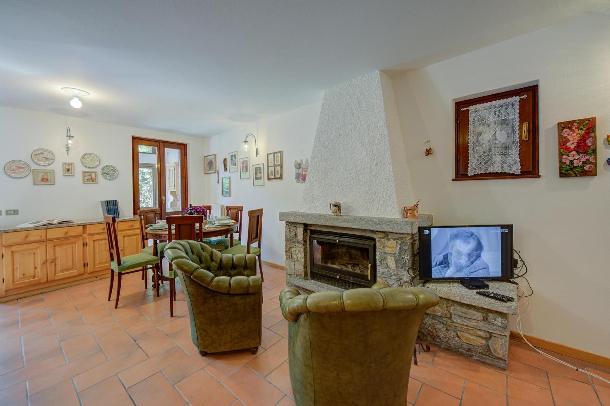 Villa Il Castagno Few Min From Beach - Happy Rentals Castelveccana Εξωτερικό φωτογραφία