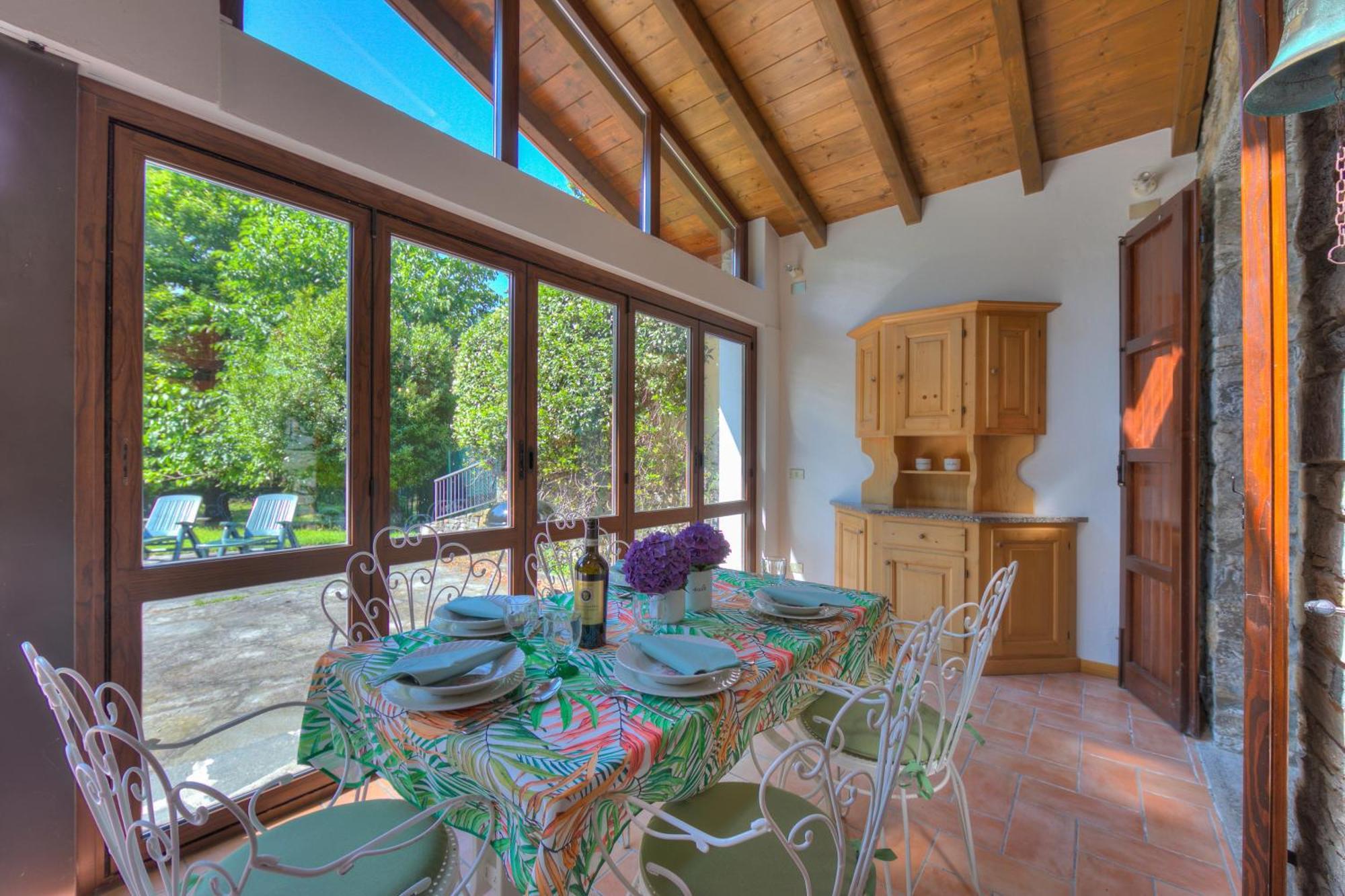 Villa Il Castagno Few Min From Beach - Happy Rentals Castelveccana Εξωτερικό φωτογραφία