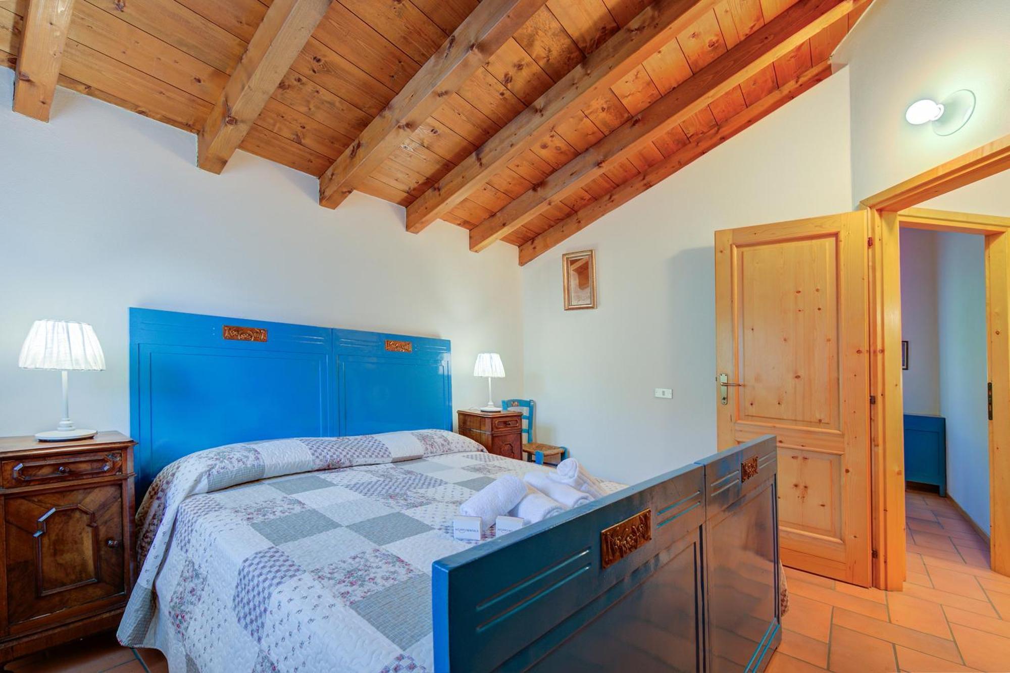 Villa Il Castagno Few Min From Beach - Happy Rentals Castelveccana Εξωτερικό φωτογραφία